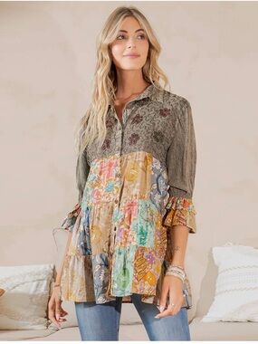 K164 Young Threads Women’s Boho Style Patchwork Button Tunic Latte’ Multi NWT
